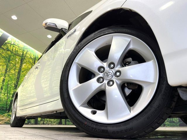 TOYOTA PRIUS 2012 Image 31