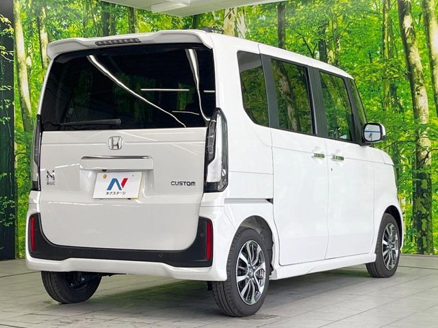 HONDA N BOX CUSTOM 2025 Image 31
