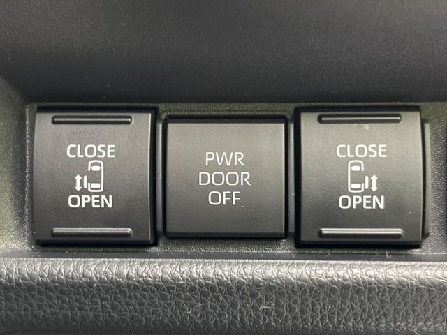 TOYOTA SIENTA HYBRID 2025 Image 31