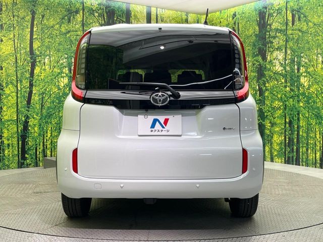 TOYOTA SIENTA HYBRID 2025 Image 31