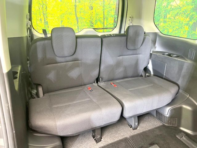 NISSAN SERENA  S-HYBRID 2017 Image 31