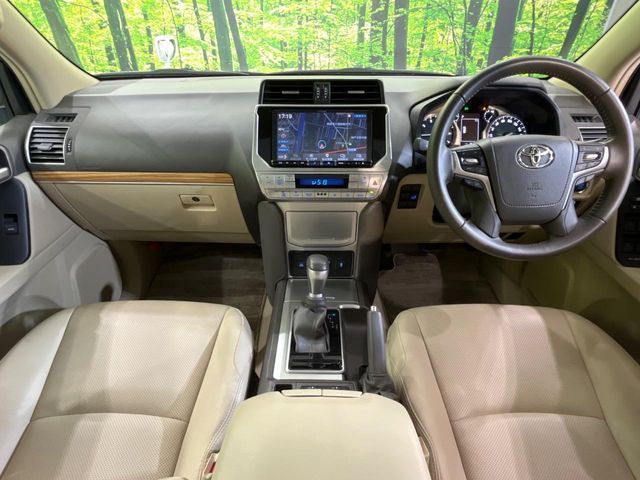 TOYOTA LANDCRUISER PRADO 2023 Image 31