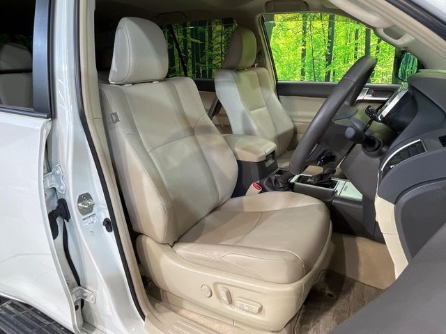 TOYOTA LANDCRUISER PRADO 2023 Image 31