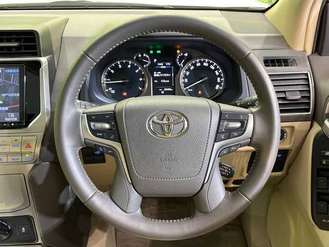 TOYOTA LANDCRUISER PRADO 2023 Image 31