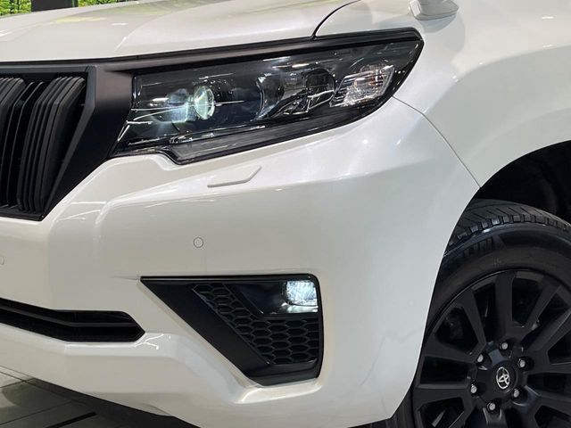 TOYOTA LANDCRUISER PRADO 2023 Image 31