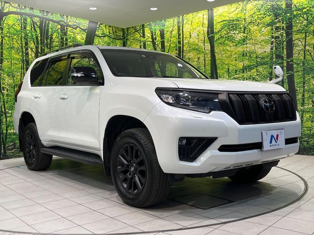 TOYOTA LANDCRUISER PRADO 2023 Image 31