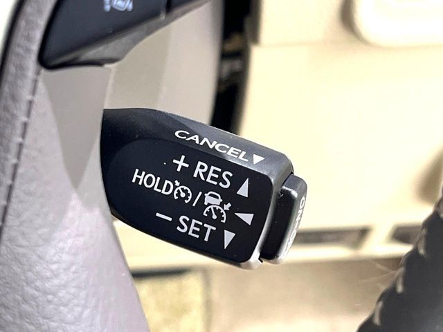 TOYOTA LANDCRUISER PRADO 2023 Image 31