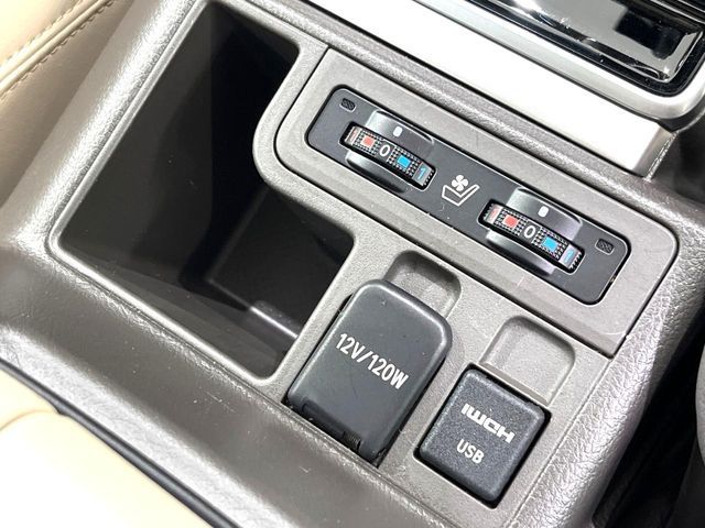 TOYOTA LANDCRUISER PRADO 2023 Image 31