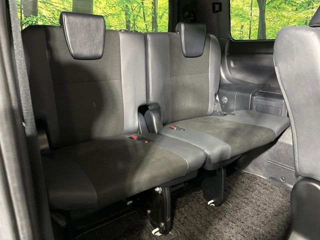 TOYOTA NOAH 4WD 2019 Image 31