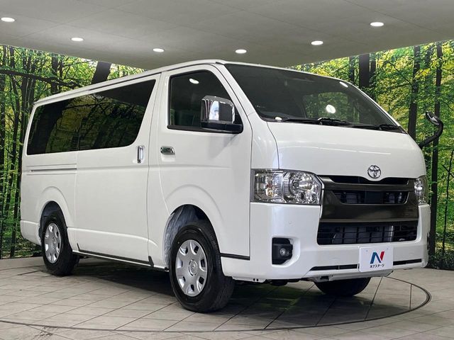 TOYOTA HIACE VAN 4WD 2025 Image 31