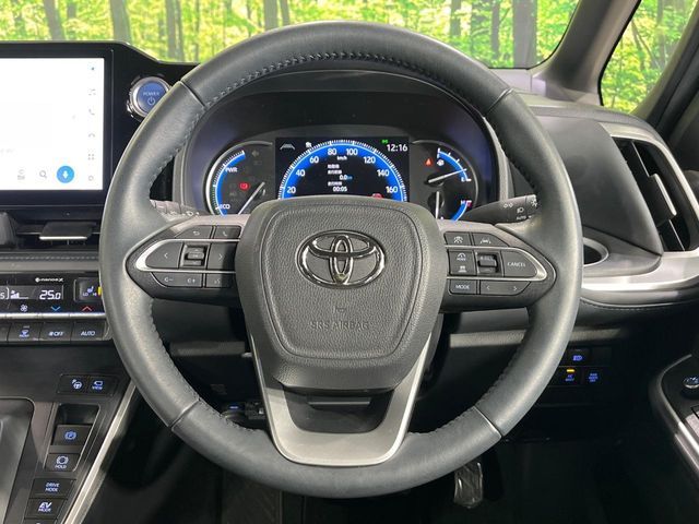 TOYOTA VOXY HYBRID 4WD 2023 Image 31