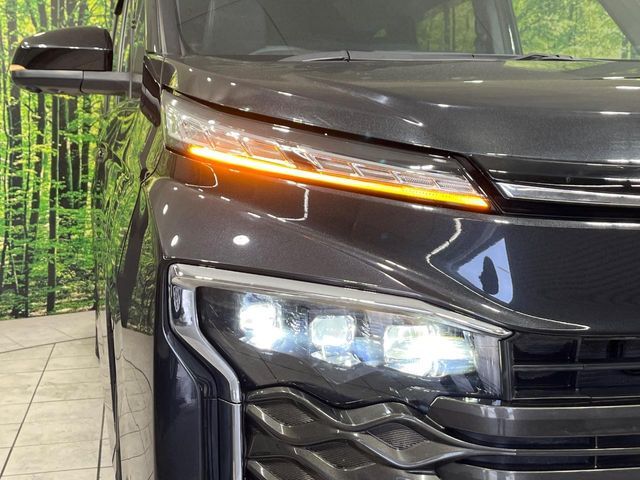 TOYOTA VOXY HYBRID 4WD 2023 Image 31