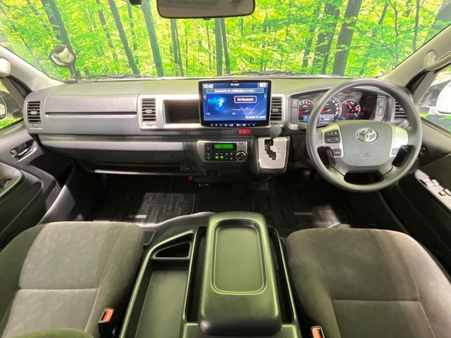 TOYOTA HIACE WAGON 4WD 2018 Image 31