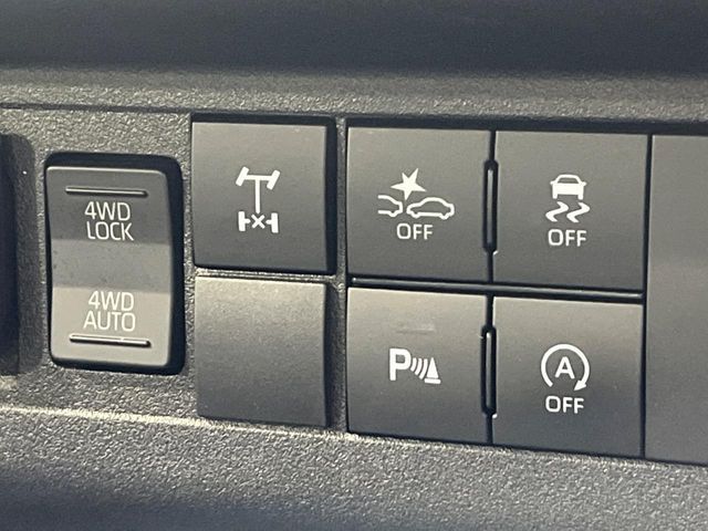 DAIHATSU HIJET TRUCK 4WD 2022 Image 31