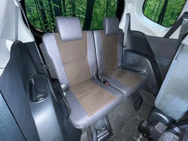 TOYOTA SIENTA HYBRID 2019 Image 31