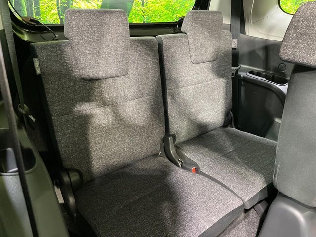 TOYOTA SIENTA HYBRID 2025 Image 31