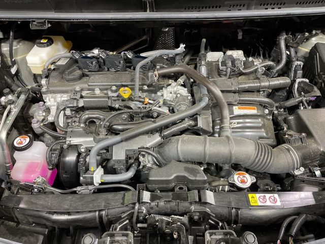 TOYOTA SIENTA HYBRID 2025 Image 31