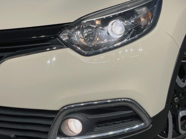 RENAULT CAPTUR 2015 Image 31