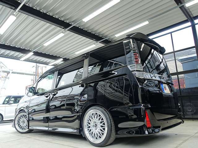 TOYOTA VOXY 2019 Image 31