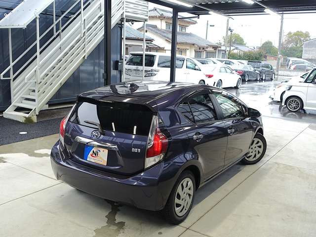 TOYOTA AQUA 2015 Image 31