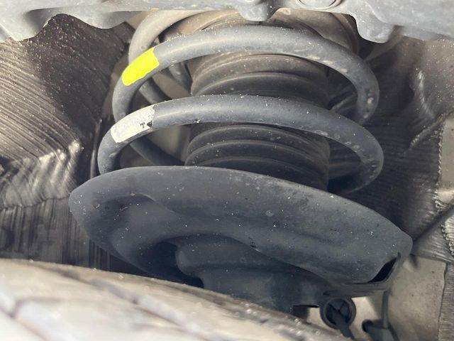 TOYOTA PRIUS 2016 Image 31