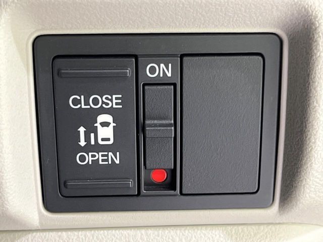 HONDA N BOX 2024 Image 31