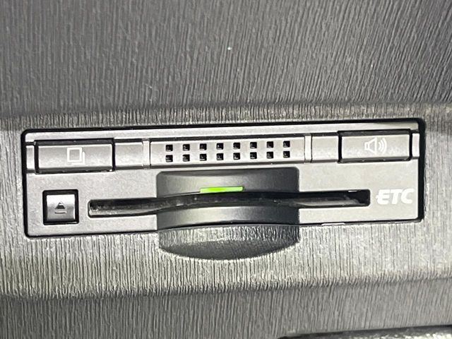 TOYOTA PRIUS 2013 Image 31