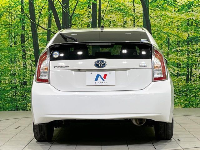 TOYOTA PRIUS 2013 Image 31