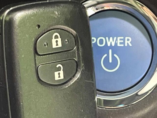 TOYOTA AQUA 2012 Image 31