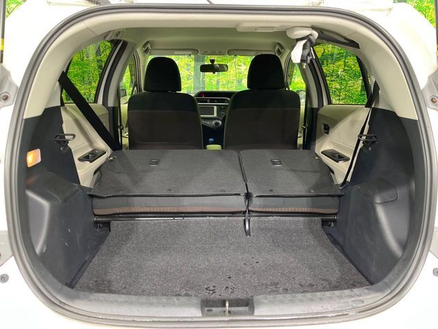 TOYOTA AQUA 2012 Image 31