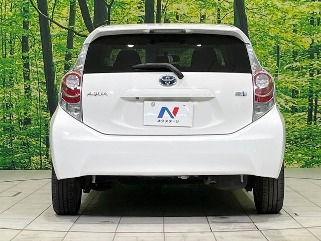 TOYOTA AQUA 2012 Image 31