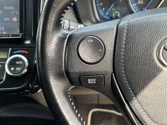 TOYOTA COROLLA FIELDER HYBR 2015 Image 31