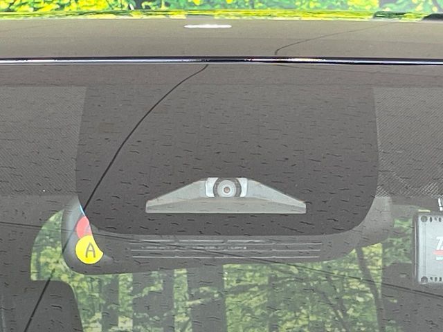 TOYOTA VOXY HYBRID 2023 Image 31