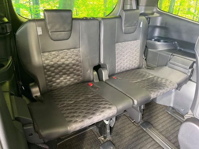 TOYOTA VOXY HYBRID 2023 Image 31