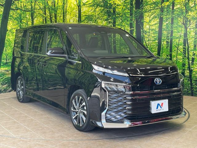 TOYOTA VOXY HYBRID 2023 Image 31