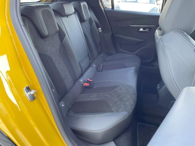 PEUGEOT 208 2022 Image 31