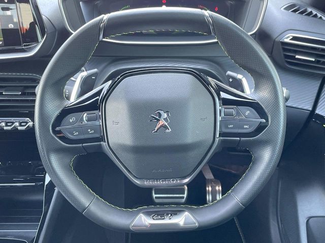 PEUGEOT 208 2022 Image 31