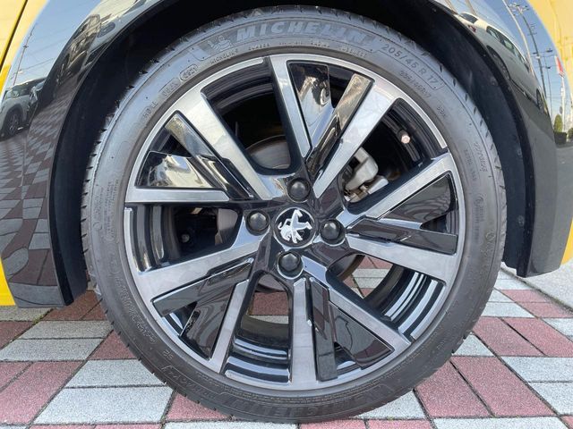 PEUGEOT 208 2022 Image 31