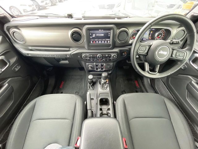 JEEP WRANGLER UNLIMI 2021 Image 31