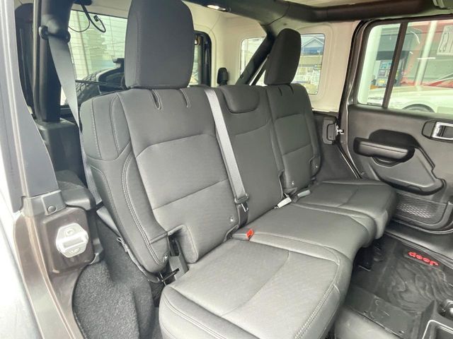 JEEP WRANGLER UNLIMI 2021 Image 31