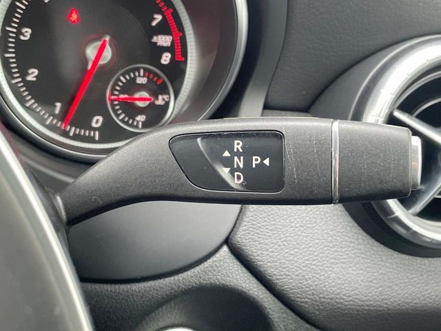 MERCEDES BENZ CLA SH 2016 Image 31