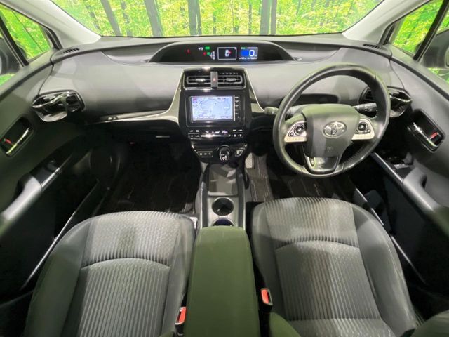 TOYOTA PRIUS 4WD 2016 Image 31