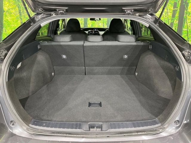 TOYOTA PRIUS 4WD 2016 Image 31