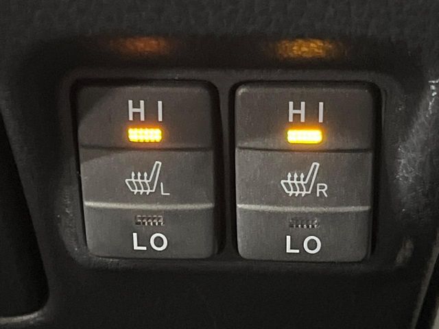 TOYOTA VOXY HYBRID 2019 Image 31