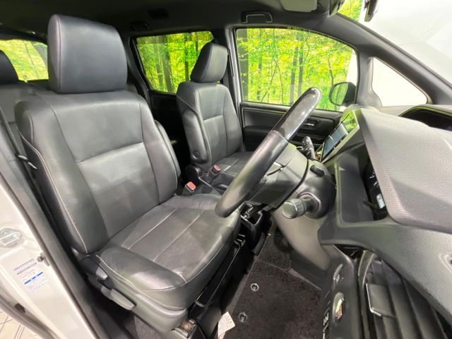 TOYOTA ESQUIRE 4WD 2018 Image 31