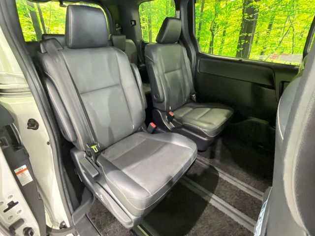 TOYOTA ESQUIRE 4WD 2018 Image 31