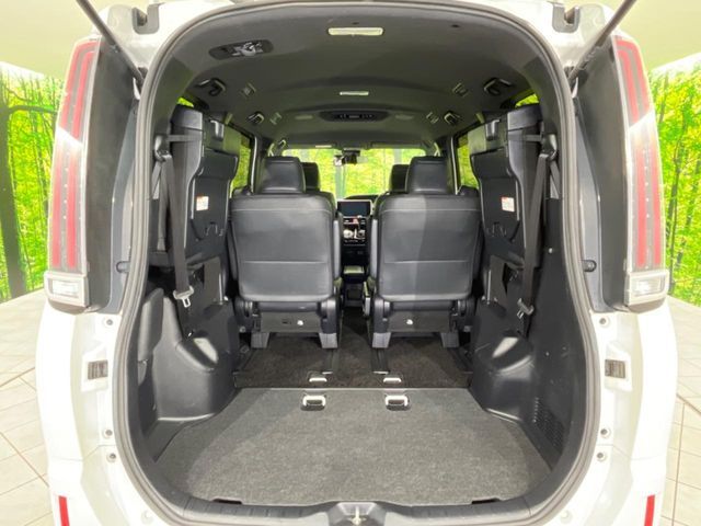 TOYOTA ESQUIRE 4WD 2018 Image 31