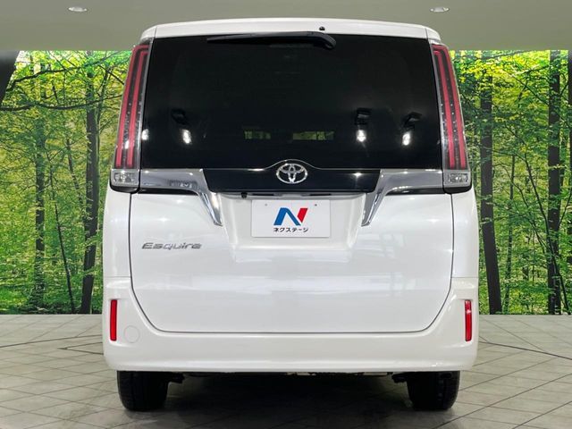 TOYOTA ESQUIRE 4WD 2018 Image 31