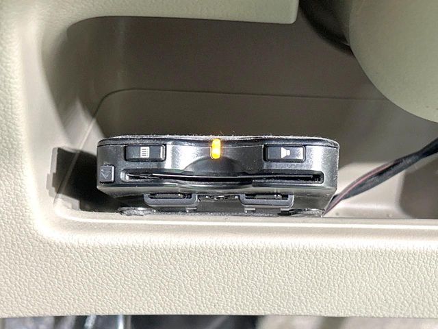 HONDA N BOX 2013 Image 31