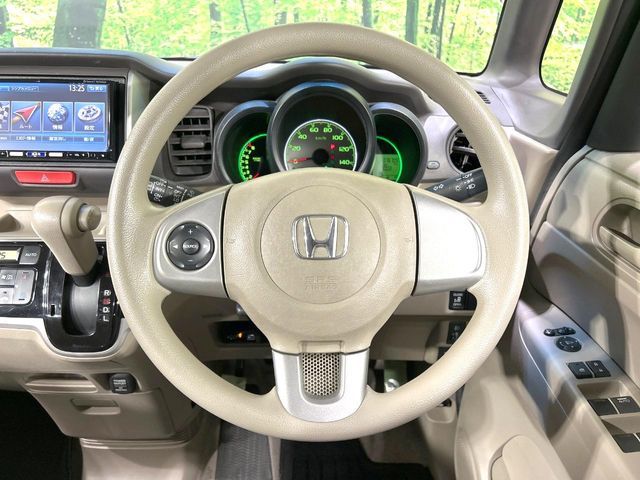 HONDA N BOX 2013 Image 31